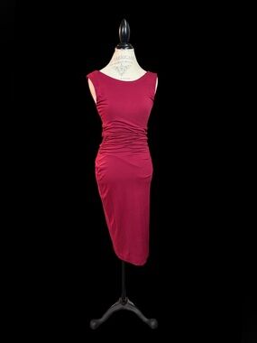 VENUS Sleeveless Ruched Midi Dress - Berry